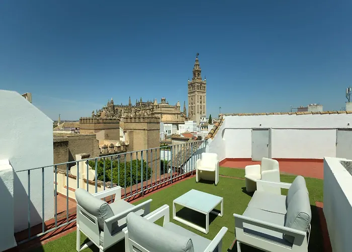 Alianza Giralda Sky View By Valcambre